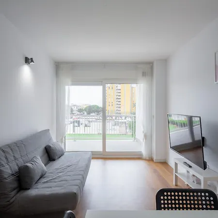 Appartement En Canet Al Mar, Junto Playa Y Con Piscina